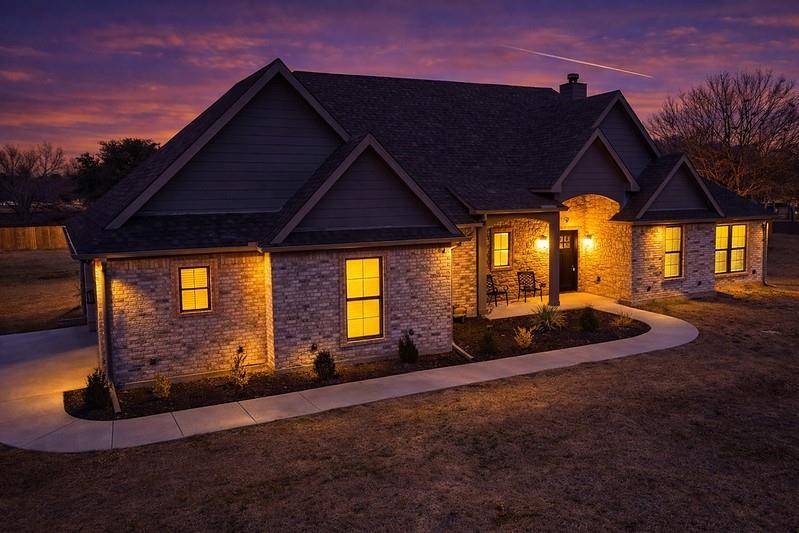 Collinsville, TX 76233,25 Pear tree Lane