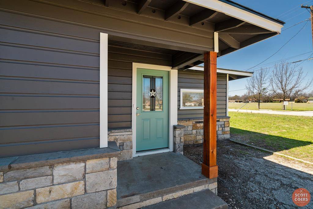 Brownwood, TX 76801,2001 6th Street