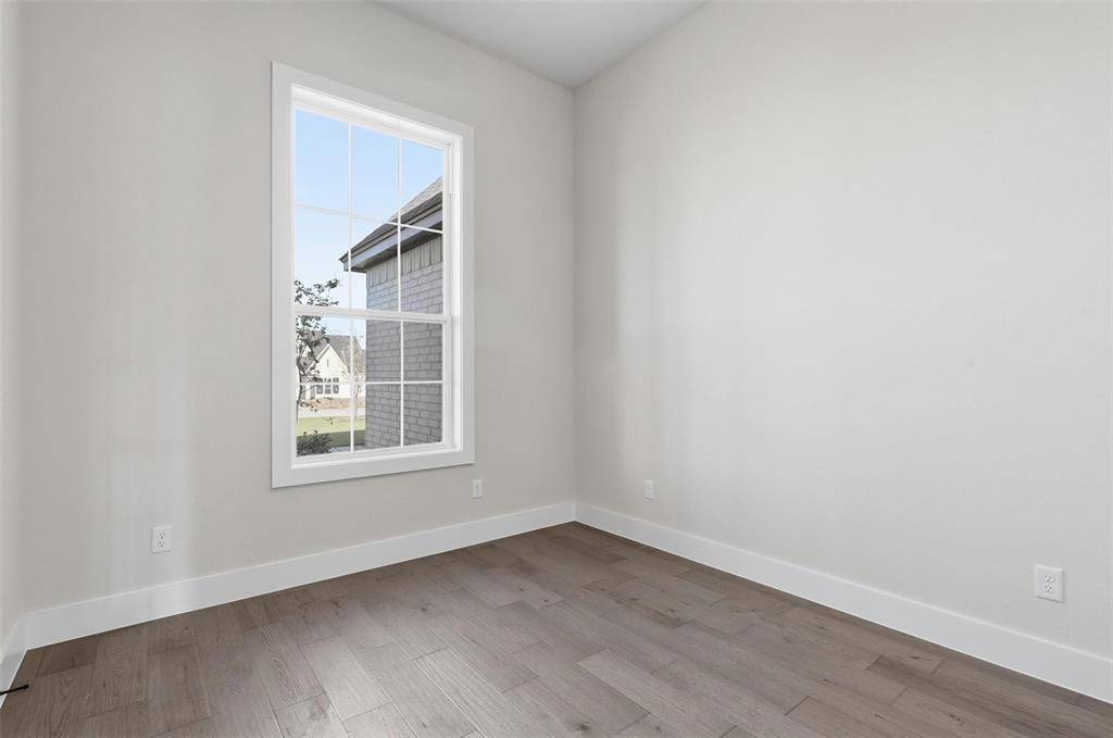 Aledo, TX 76008,400 Mah Cheta