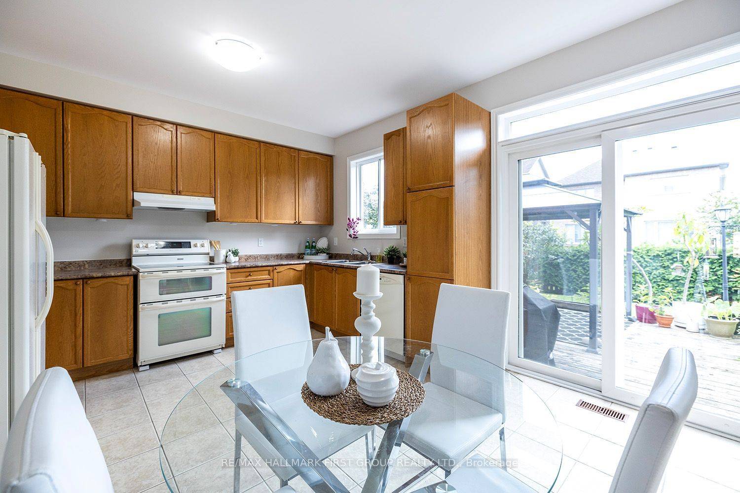 Scugog, ON L9L 2E1,64 Chimney Hill WAY