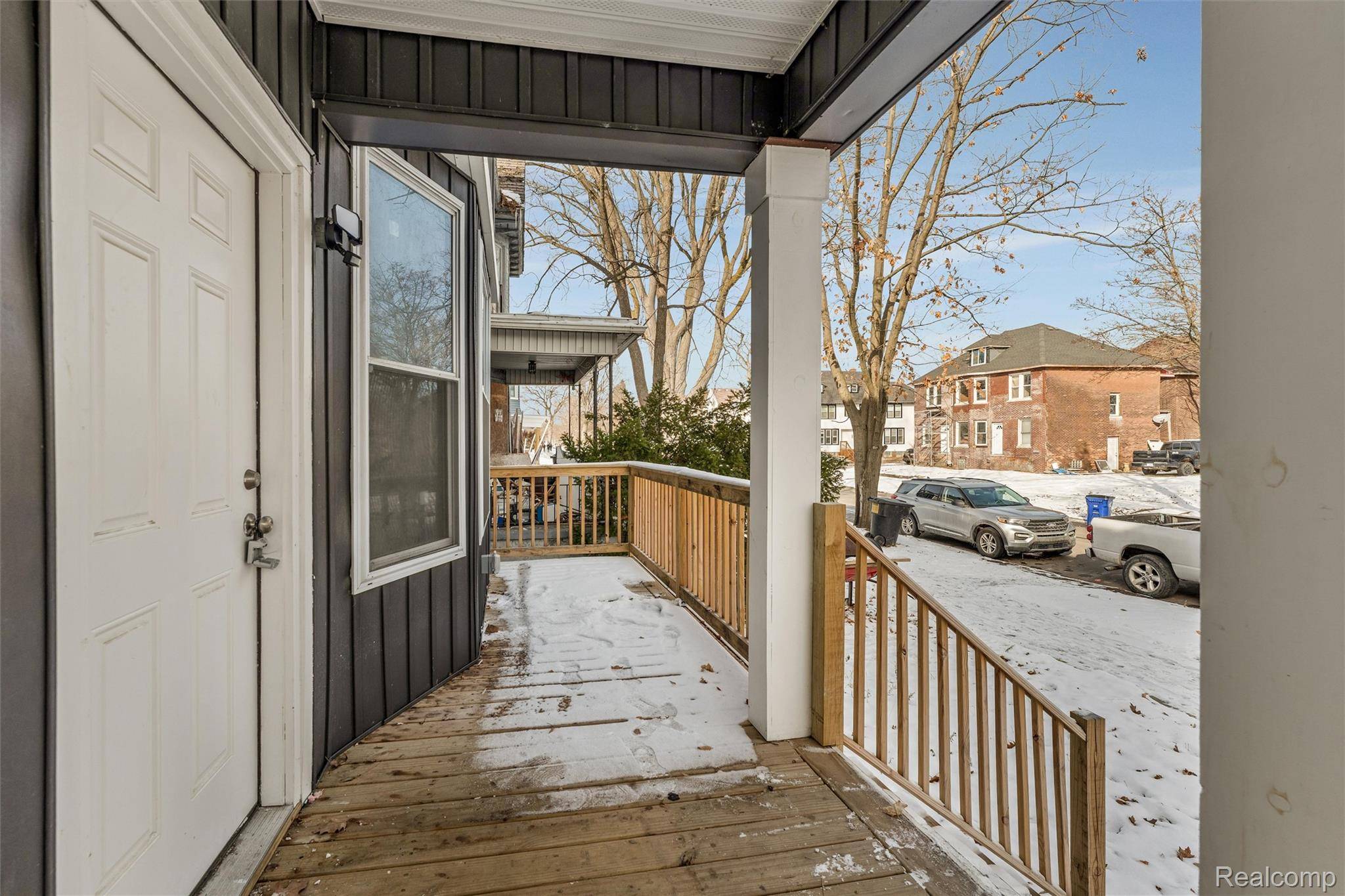 Detroit, MI 48214,2233 Sheridan ST