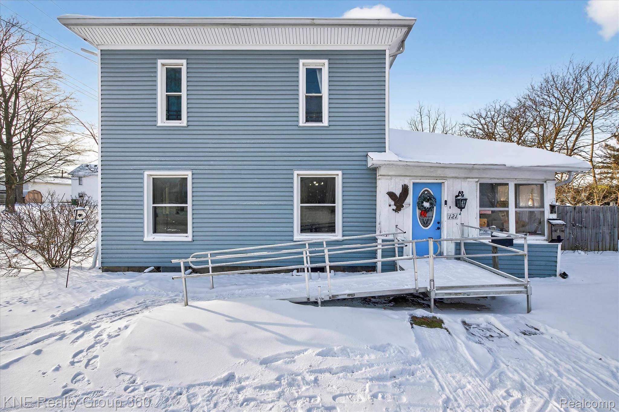 Howell, MI 48843,121 Livingston ST