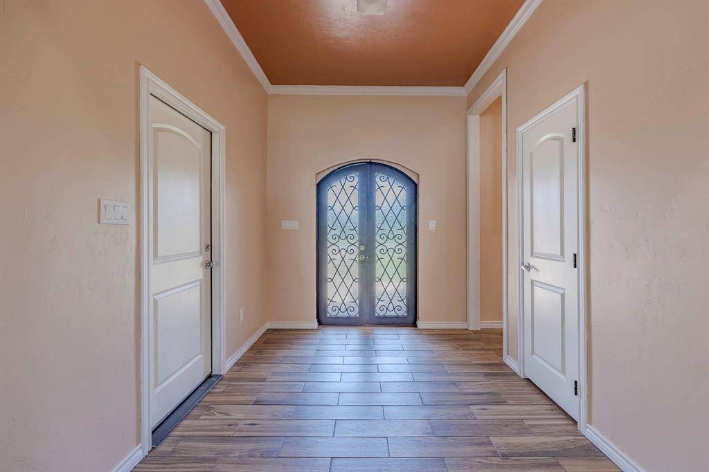 Granbury, TX 76048,3024 Red Oak Drive