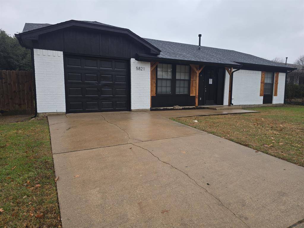 Fort Worth, TX 76135,5821 Fair Wind Street
