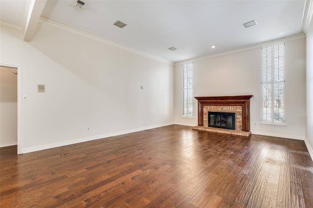 Arlington, TX 76011,2403 Bluffview Court