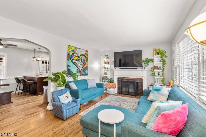 Roselle Park Boro, NJ 07204,128 E Roselle Avenue