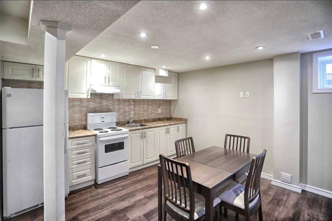 Brampton, ON L6Y 5N4,71 Pantomine BLVD #Basement