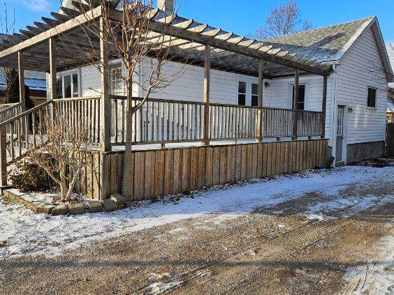 4360 Petrolia Line, Petrolia, ON N0N 1R0