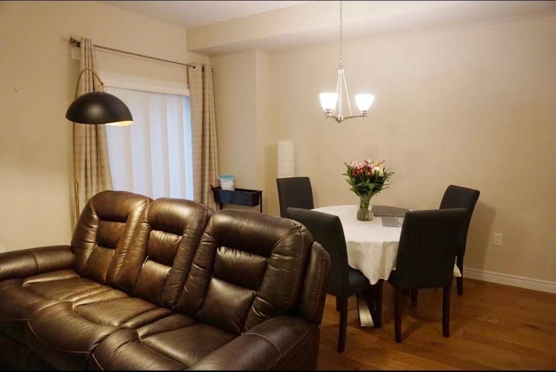 Kitchener, ON N2H 0B2,133 St. Leger ST