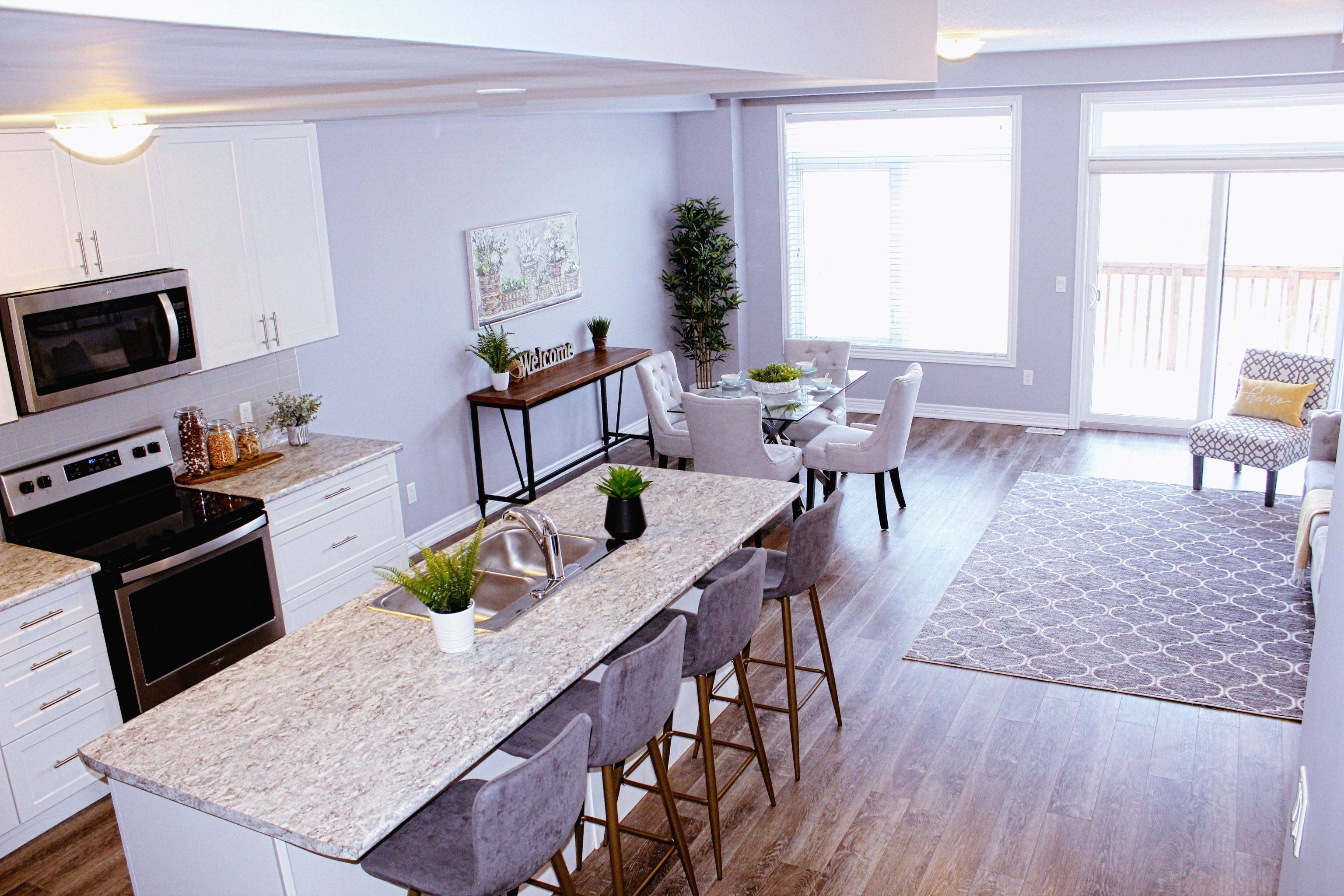 Brantford, ON N3T 0R6,77 Diana AVE #40