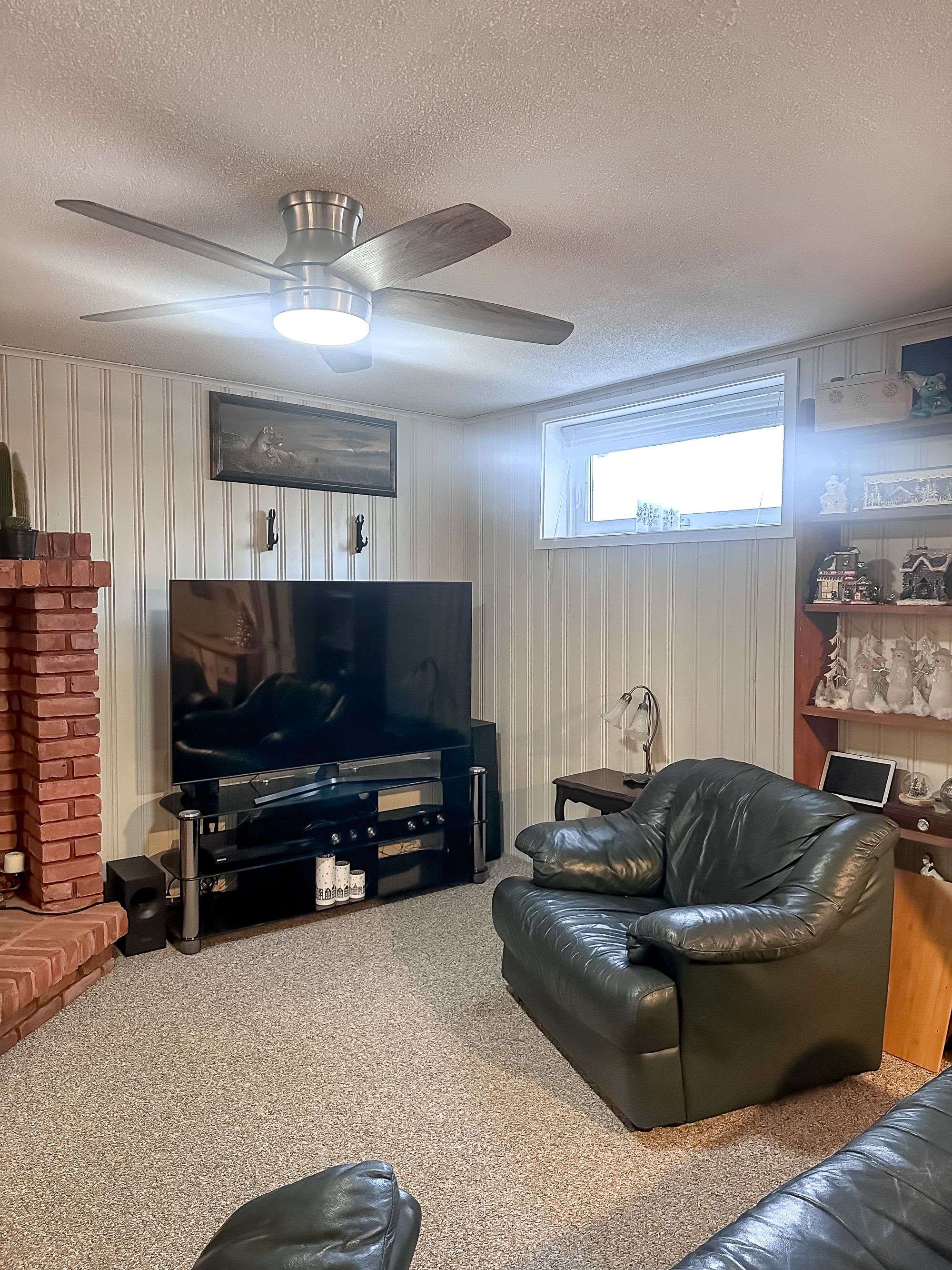 Huntsville, ON P1H 1X6,31 King CRES #2