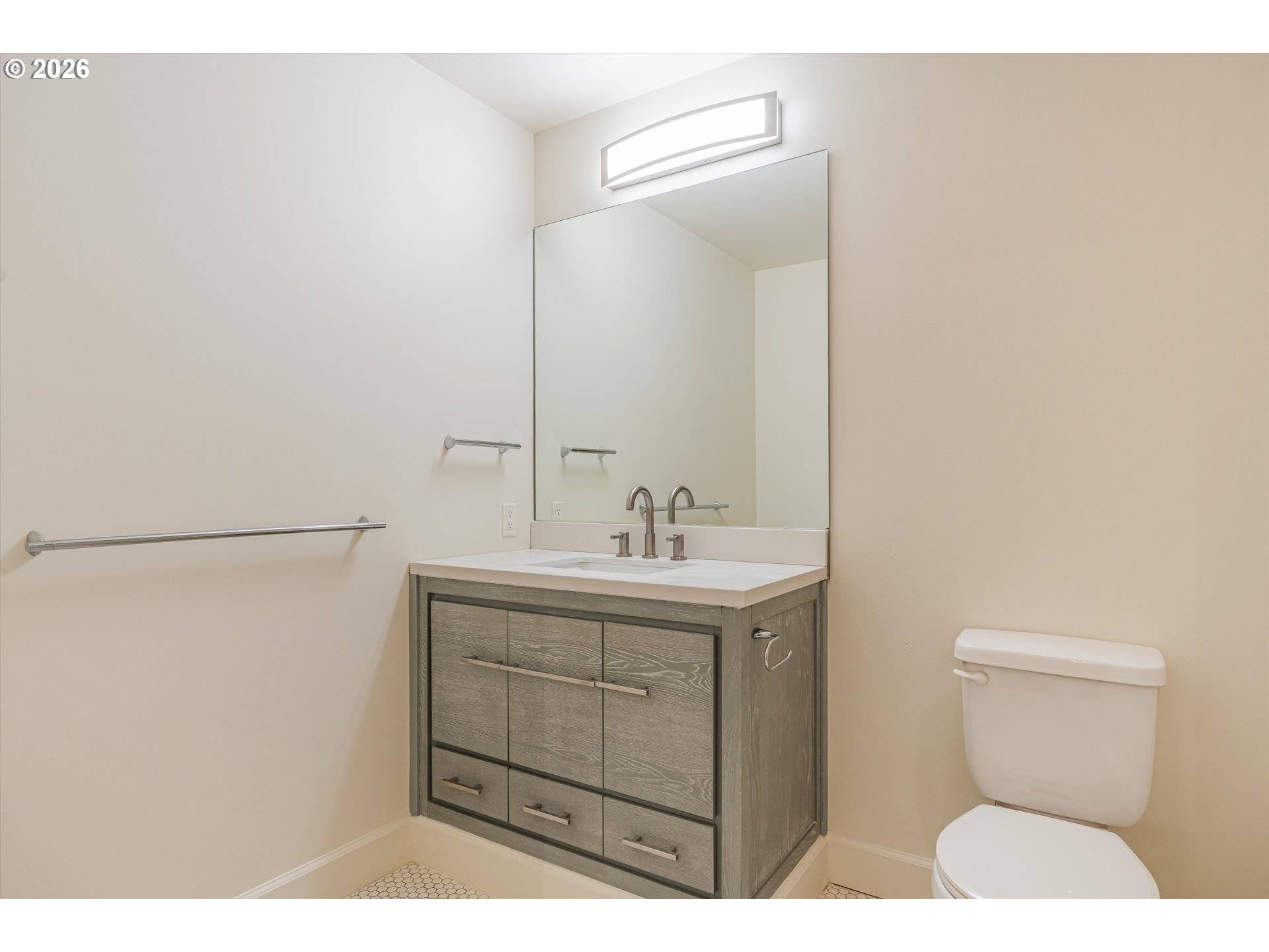 Portland, OR 97209,1926 W BURNSIDE ST #512