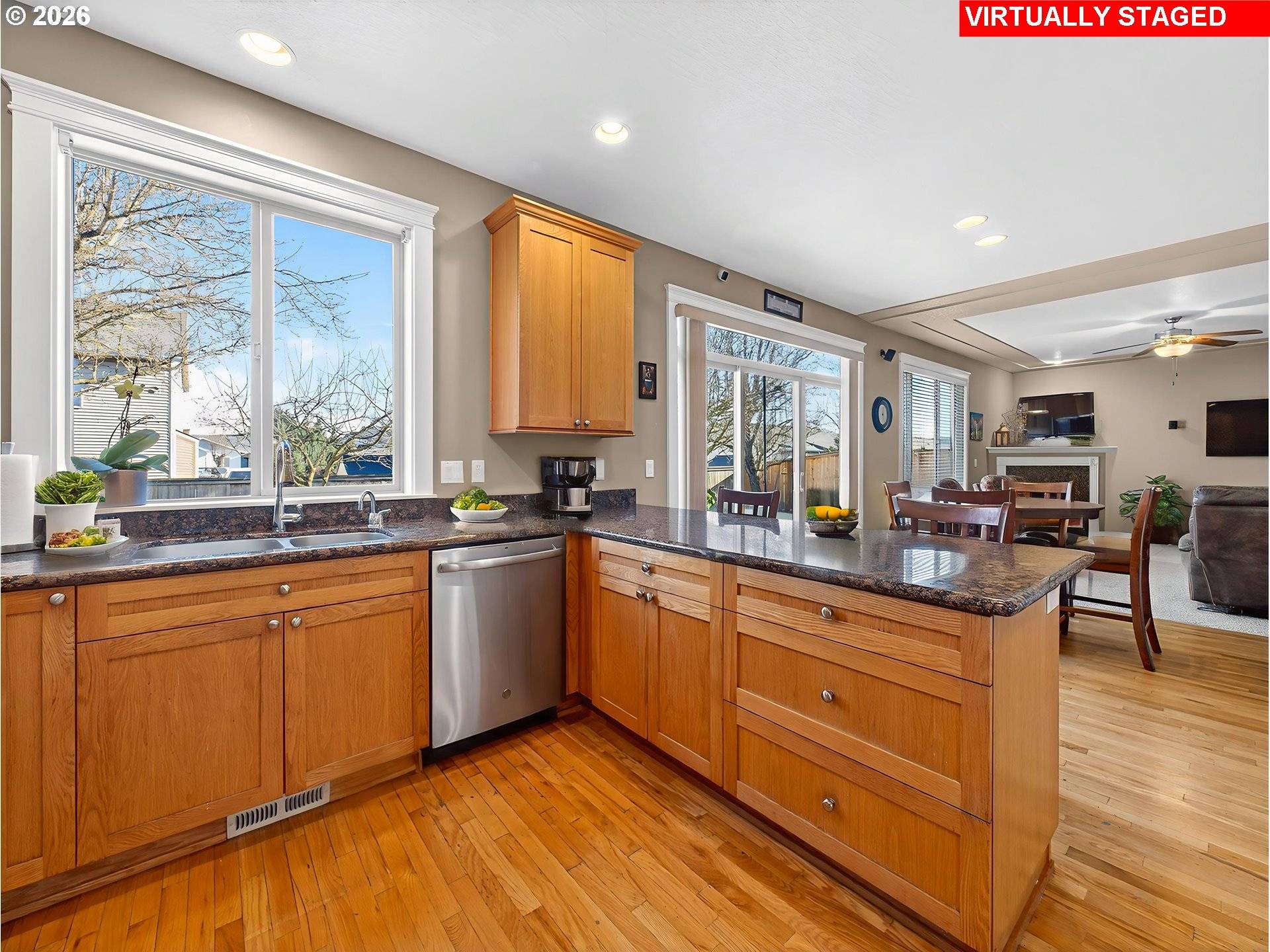 Molalla, OR 97038,633 JUNE DR