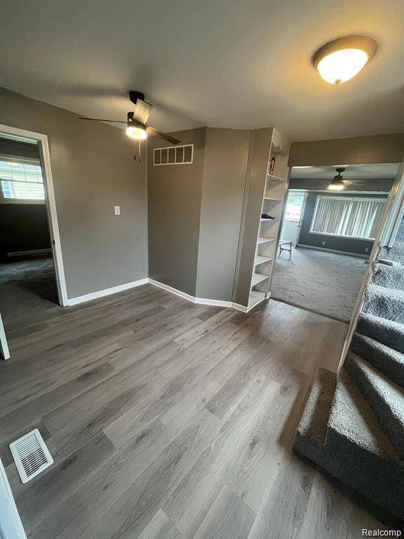 Monroe, MI 48162,3319 Lakeview ST