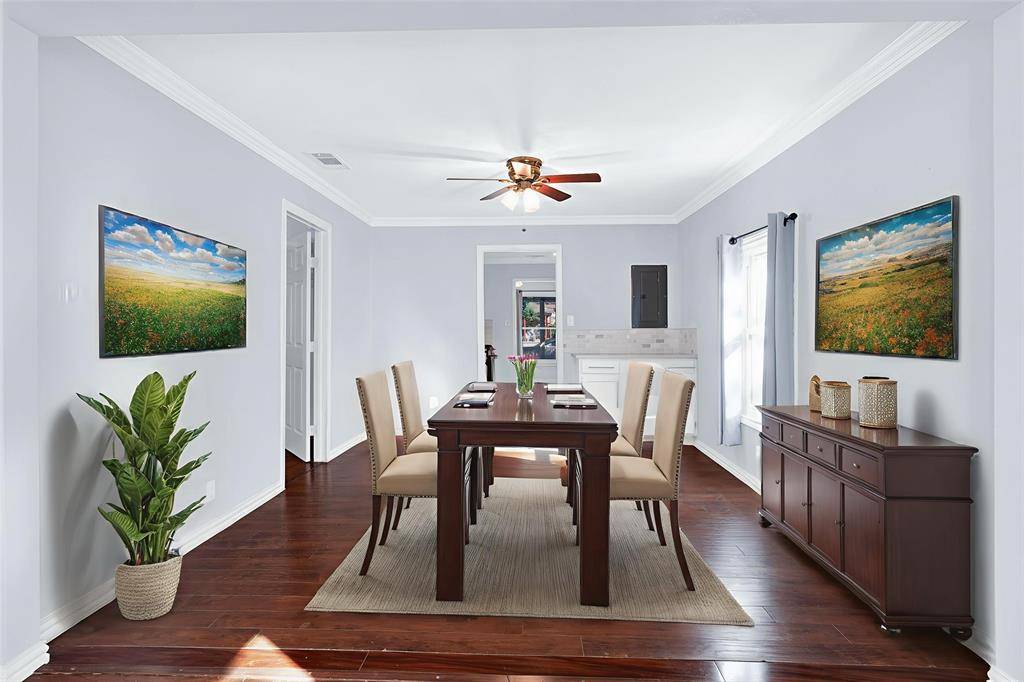 Fort Worth, TX 76110,2916 Livingston Avenue