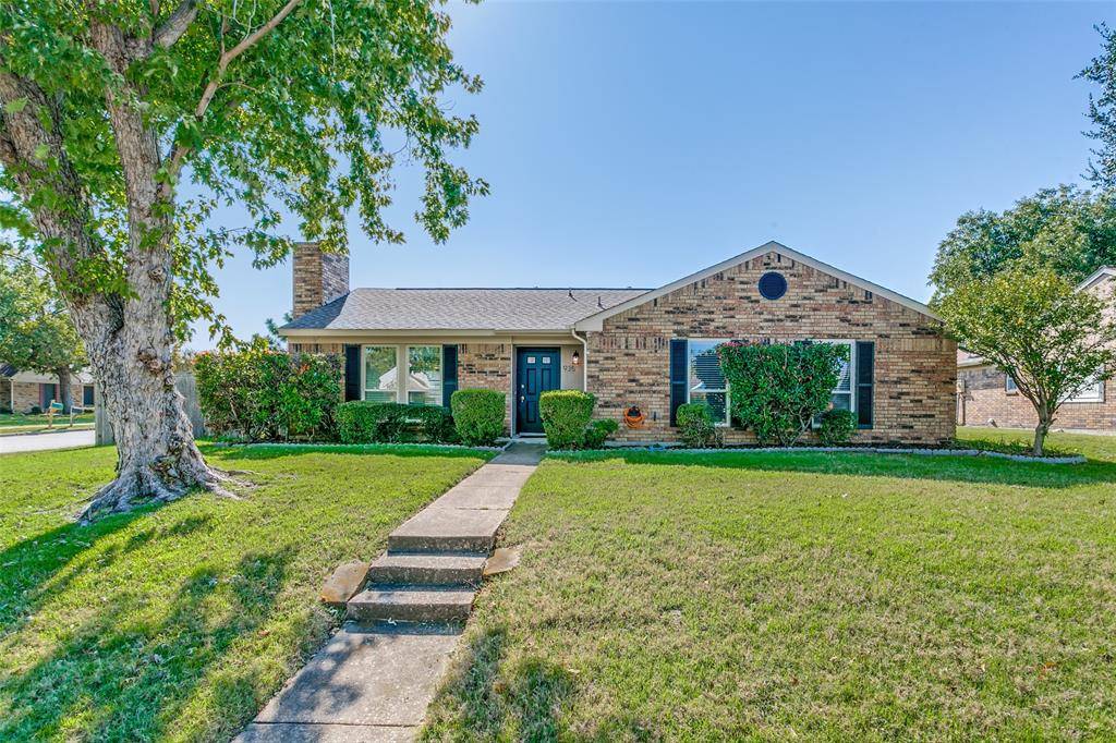 Coppell, TX 75019,935 Mapleleaf Lane