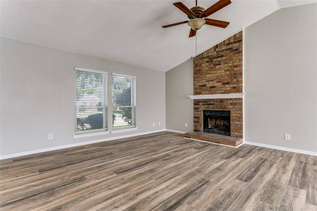 Coppell, TX 75019,935 Mapleleaf Lane