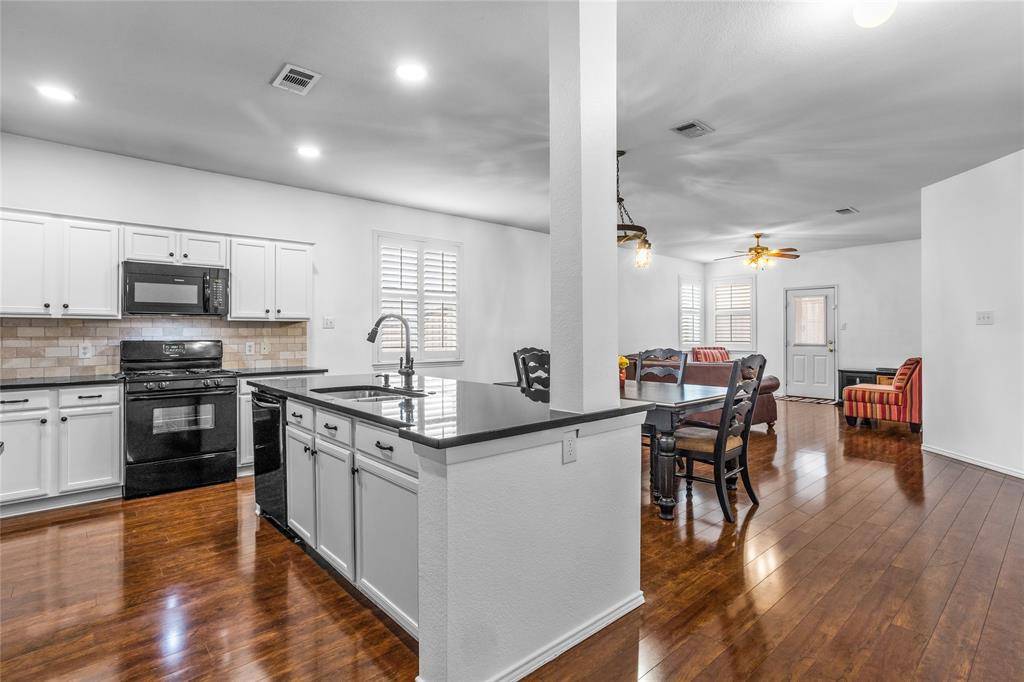 Arlington, TX 76017,808 Dunkirk Lane