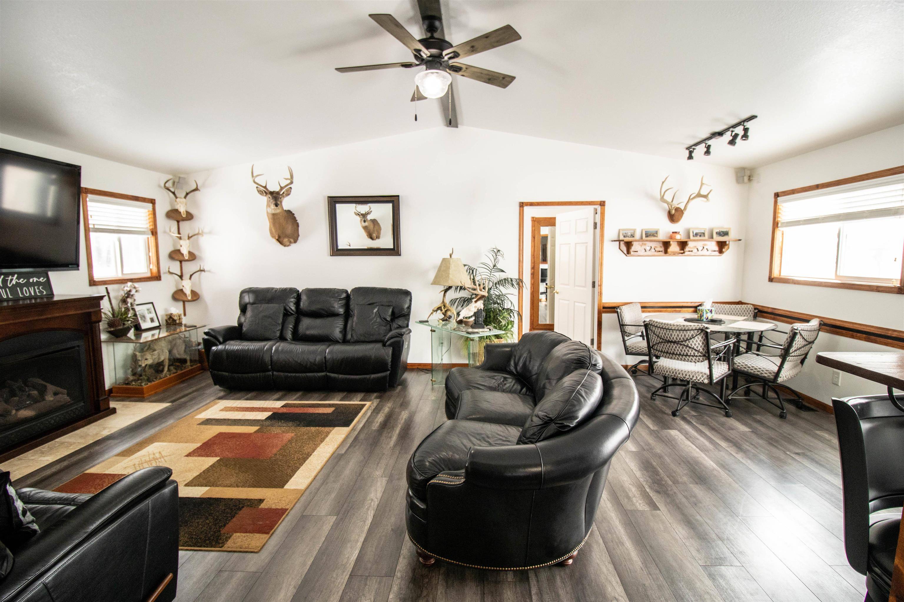 Clio, MI 48420,1623 Morgan RD