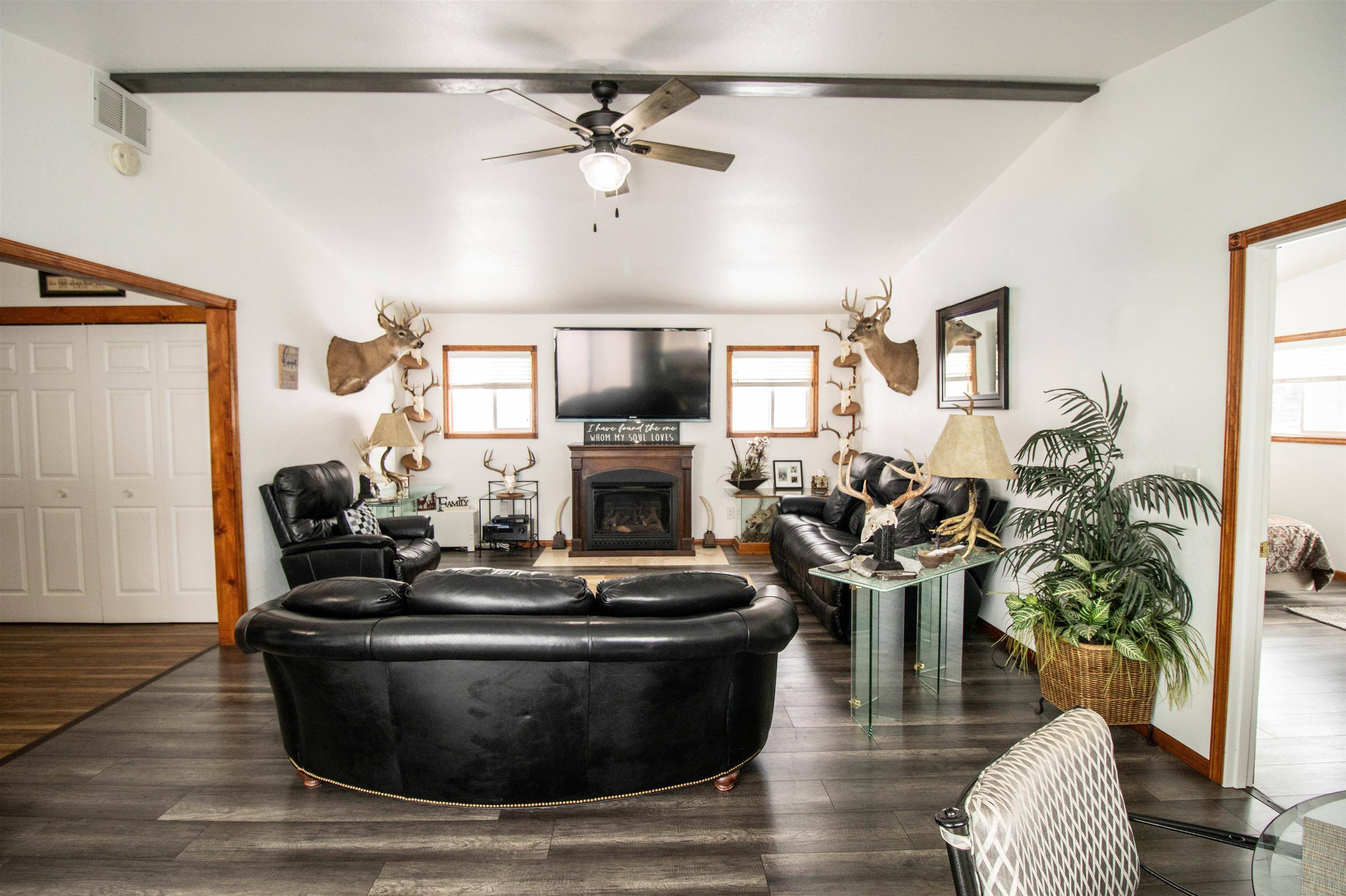 Clio, MI 48420,1623 Morgan RD