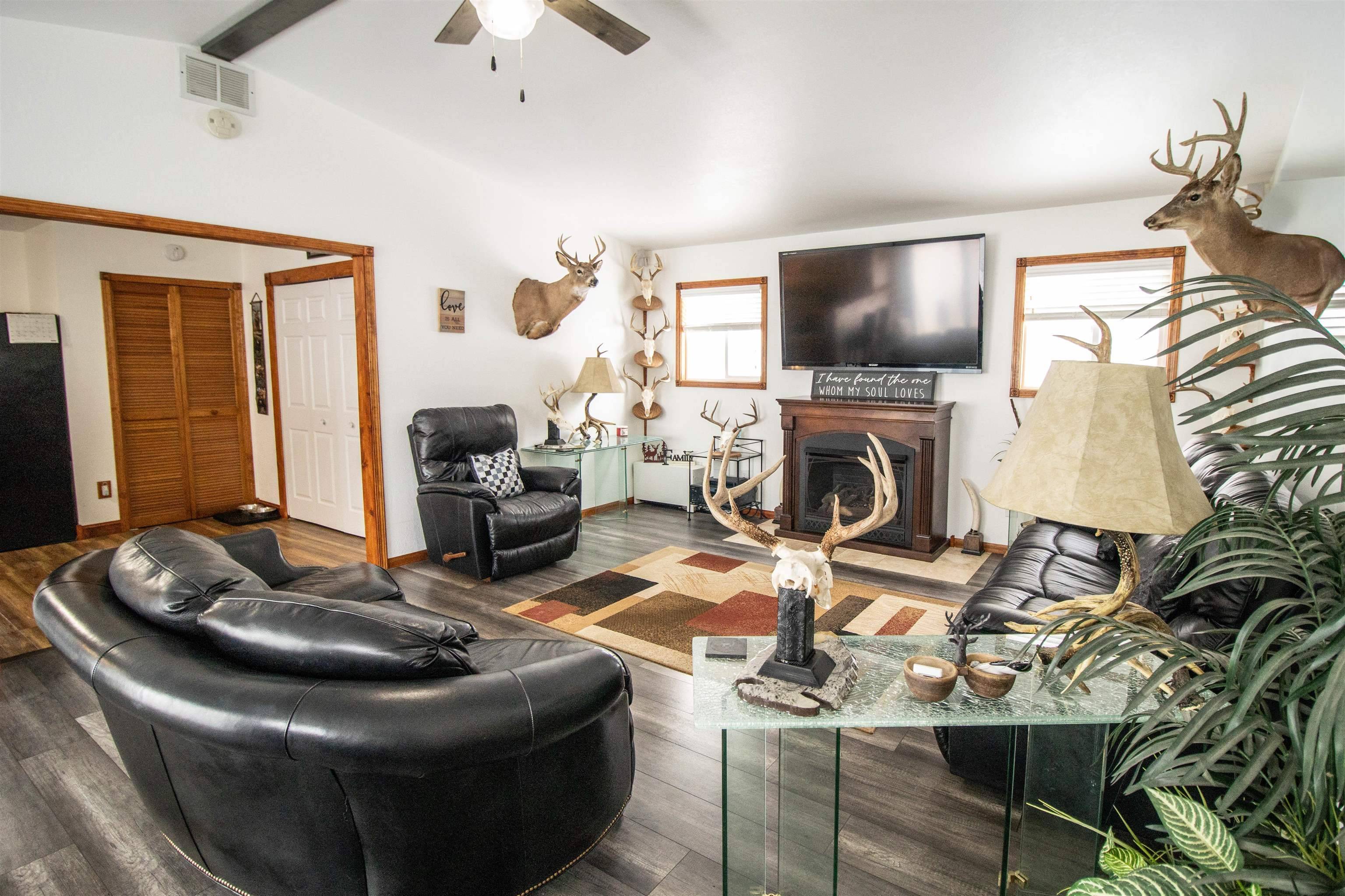 Clio, MI 48420,1623 Morgan RD