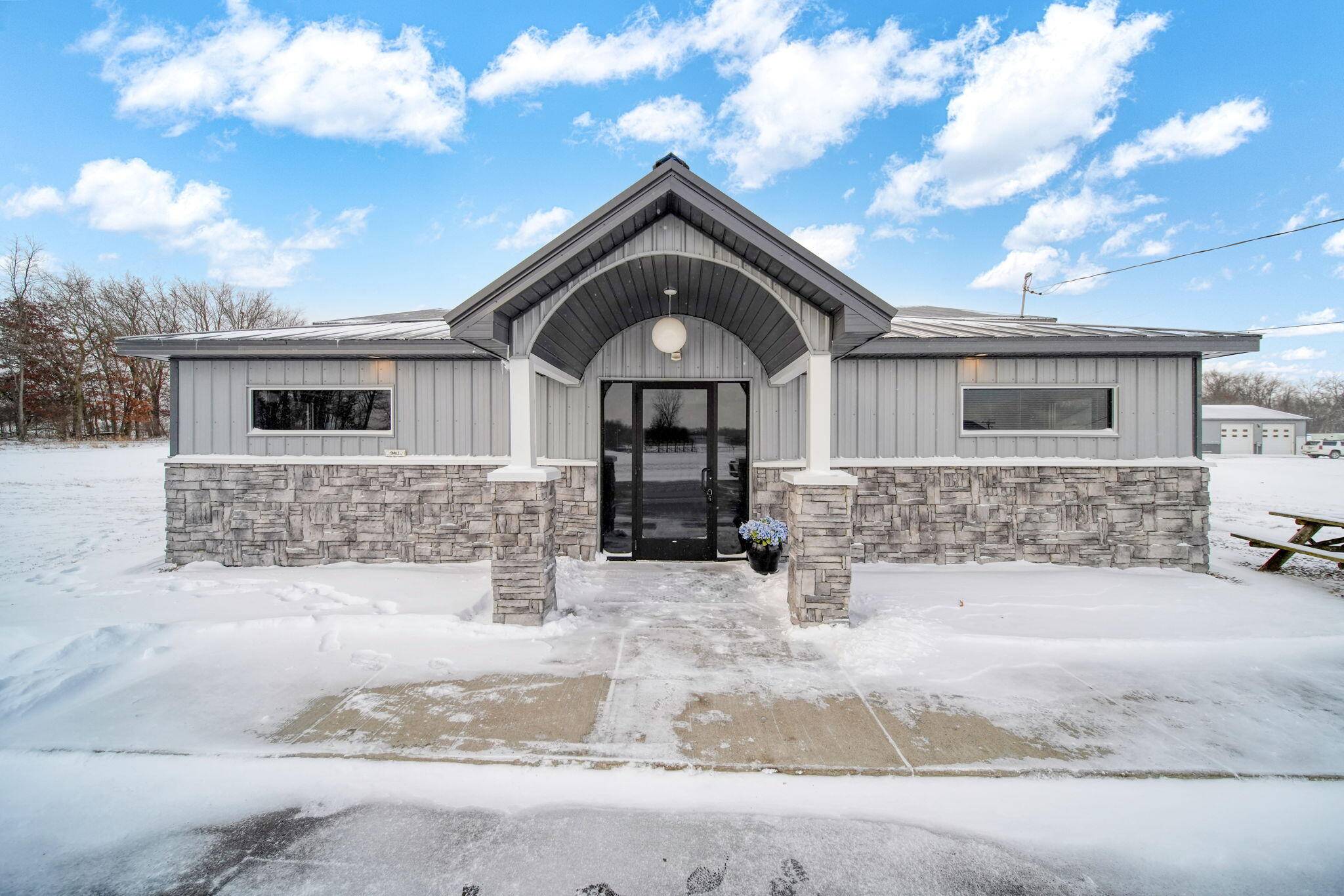 Clarklake, MI 49234,9486 S Meridian RD