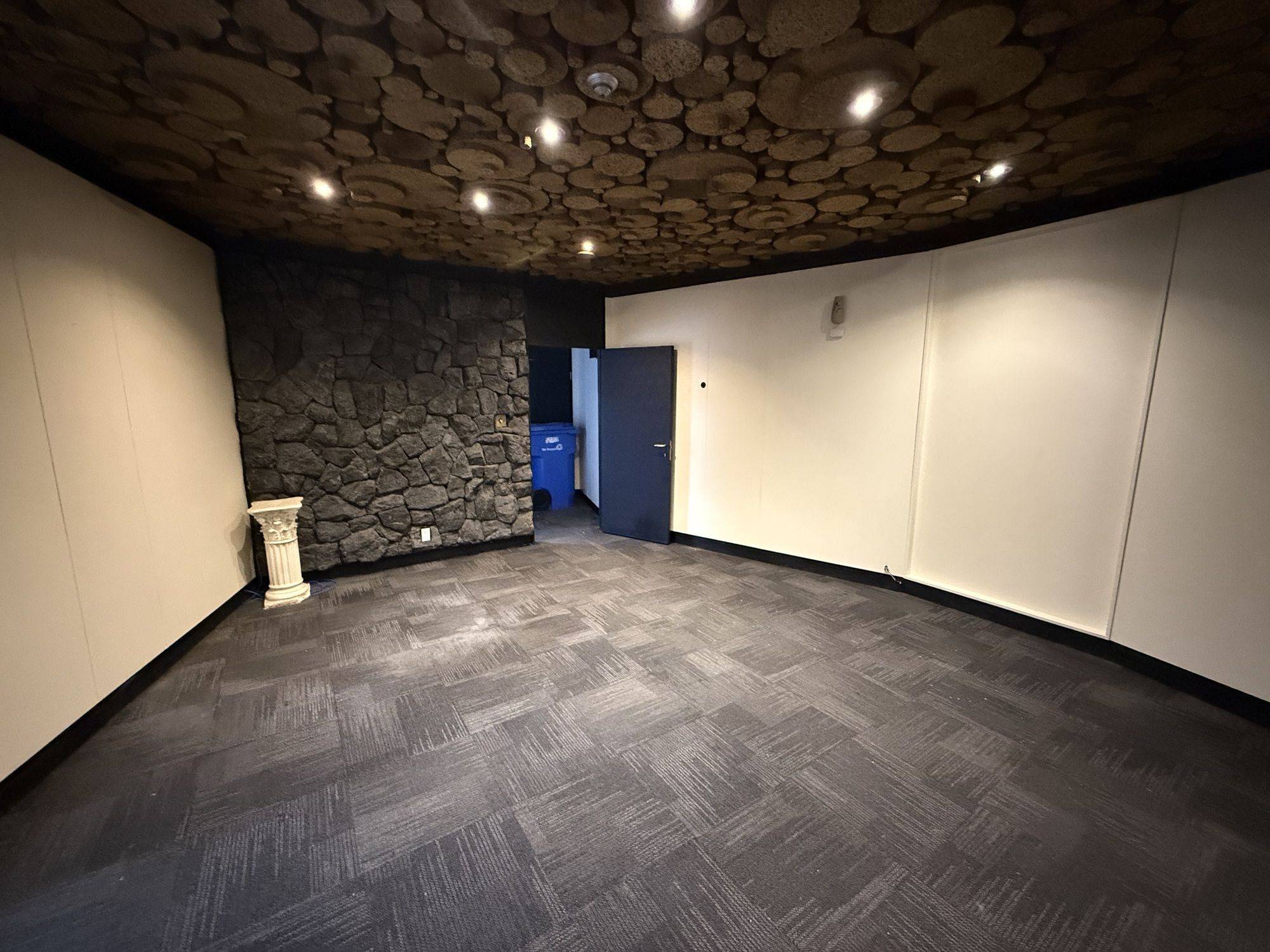 69 Bramalea RD #8, Brampton, ON L6T 2W9