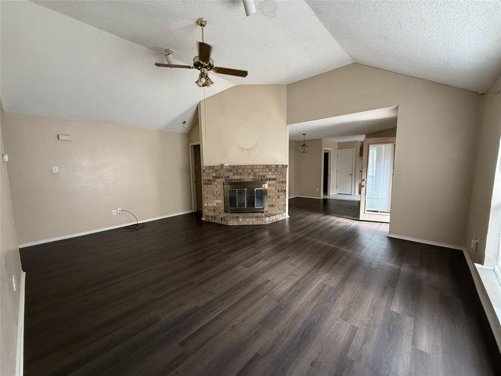 Mesquite, TX 75149,1120 Old Barn Lane