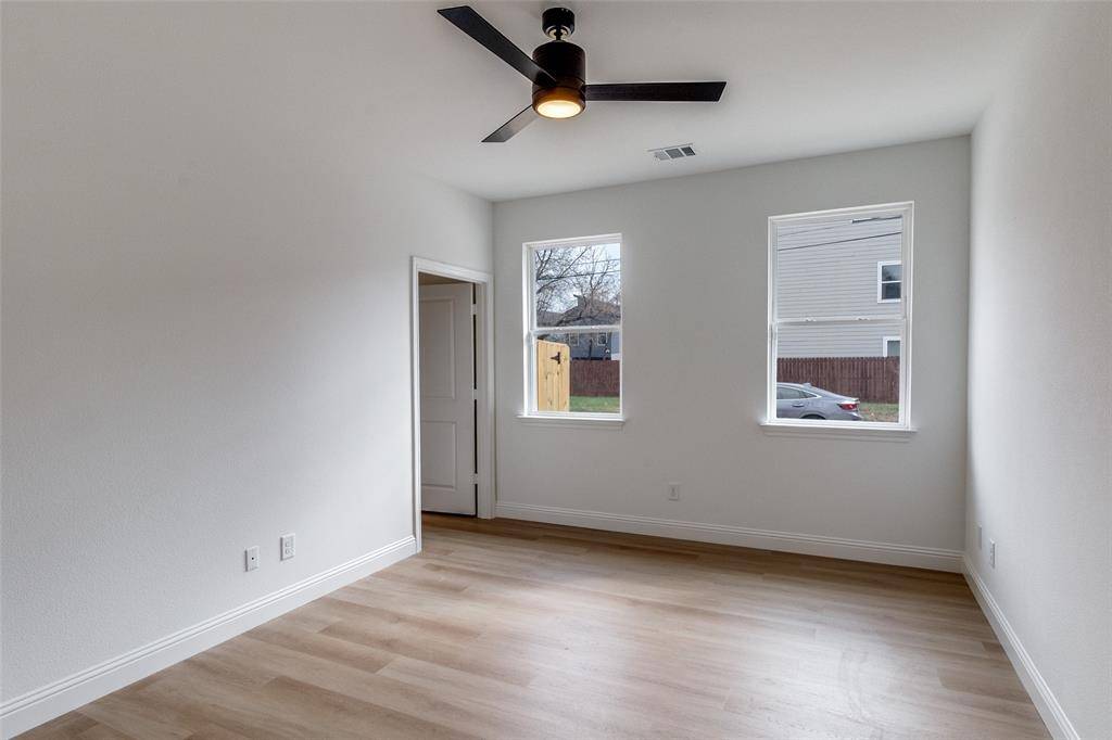 Dallas, TX 75215,5814 Carlton Garrett Street