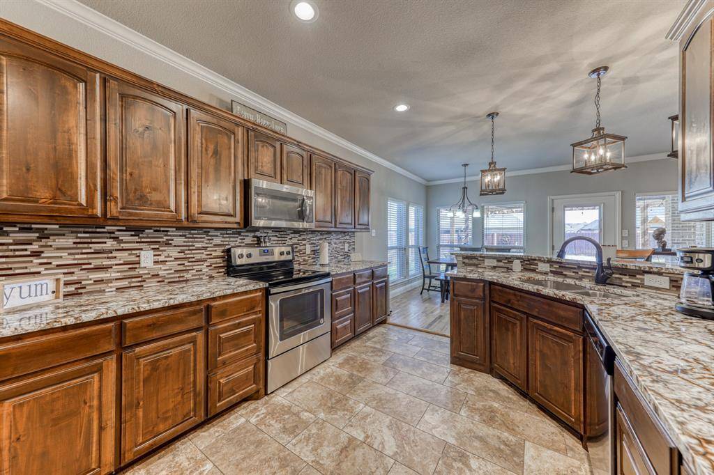 Willow Park, TX 76087,128 Breeders Drive