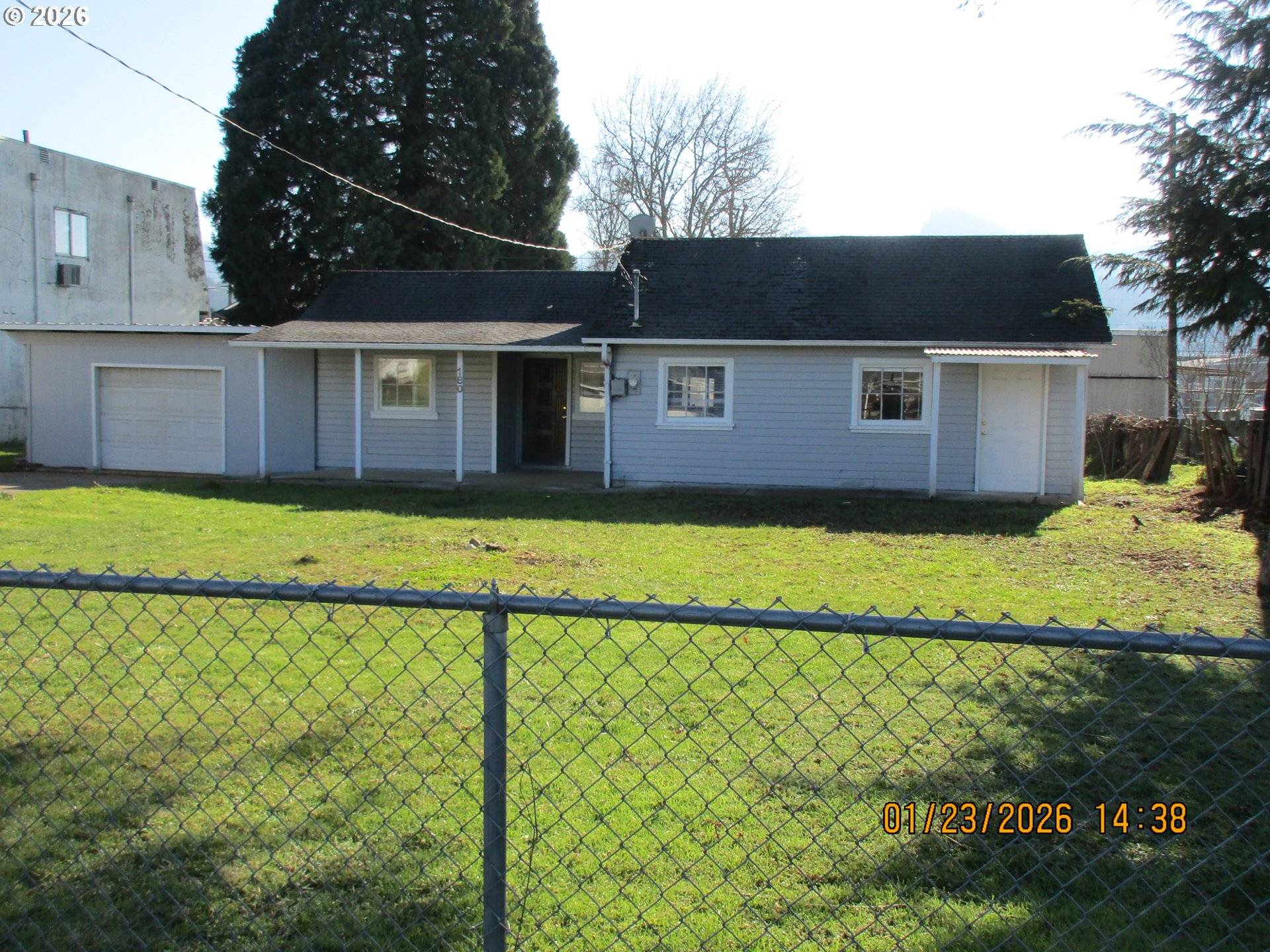 Sutherlin, OR 97479,180 E SECOND AVE