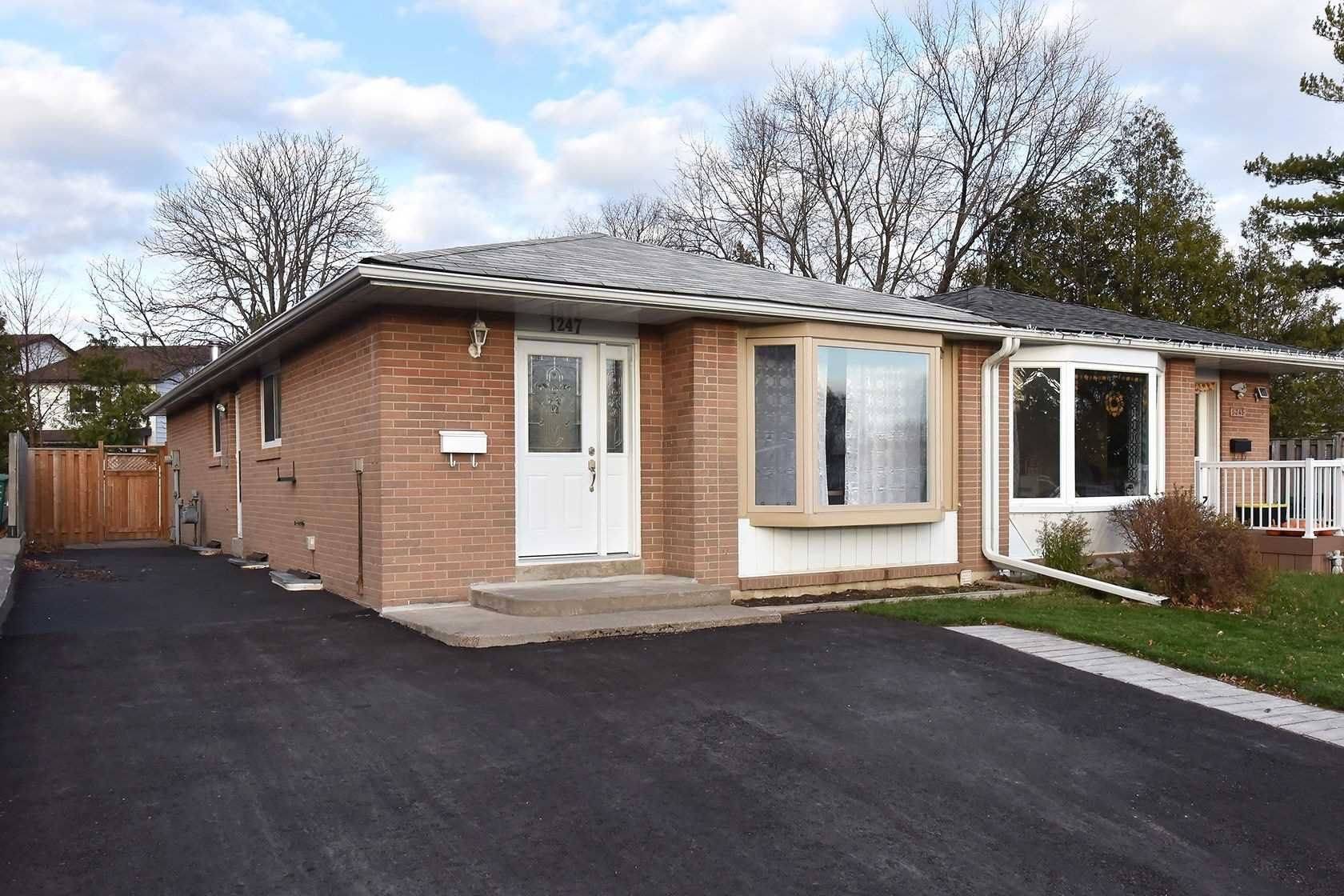 Mississauga, ON L5J 3V9,1247 Playford RD