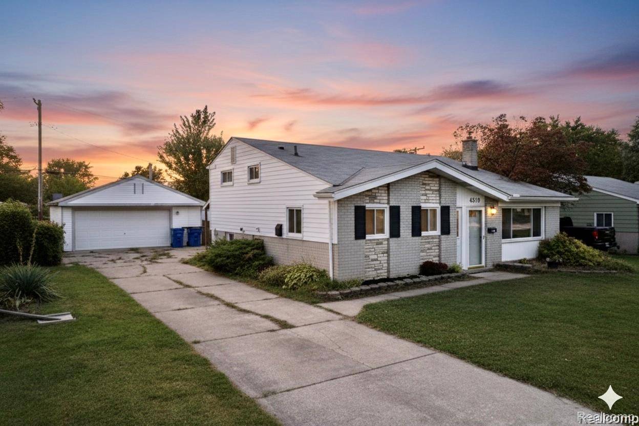 Warren, MI 48092,4519 Reader DR