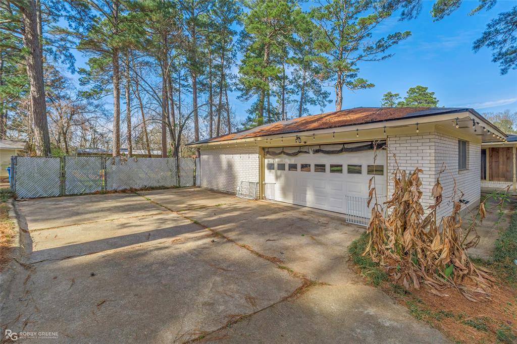 Shreveport, LA 71119,3020 Pines Road