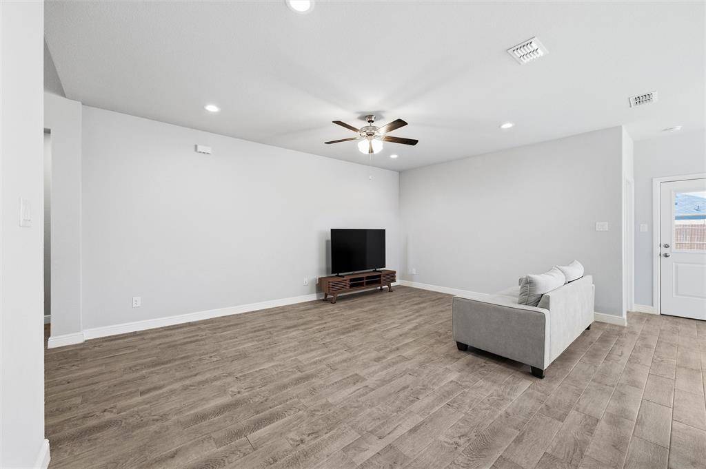 Fort Worth, TX 76052,208 Irish Moss Drive