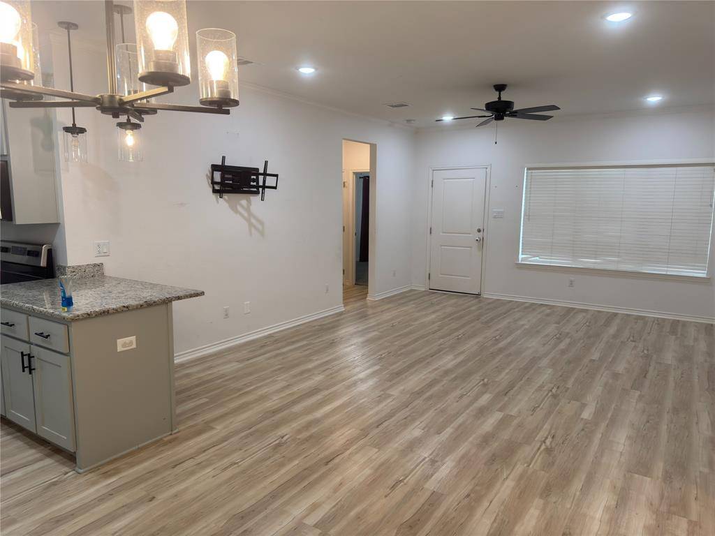 Mcgregor, TX 76657,201 E 6th Street