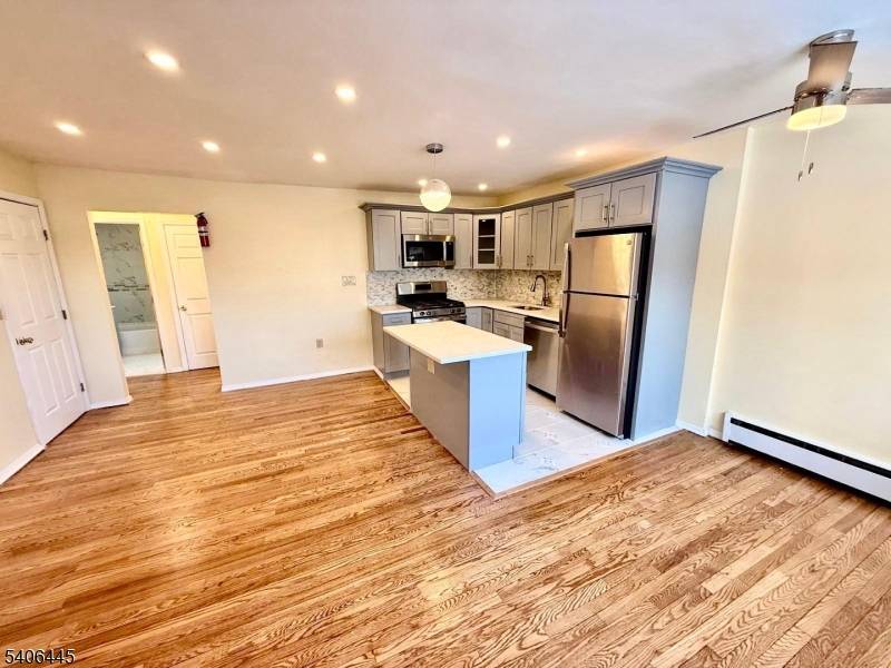 Irvington Twp., NJ 07111,916 Stuyvesant Ave #G1