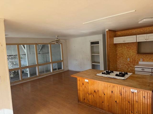 Kailua Kona, HI 96740,75-221 ALOHA KONA DR