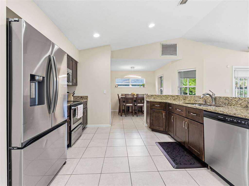 Port St Lucie, FL 34953,2537 SW Deckard Street