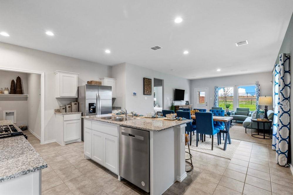 Denton, TX 76259,548 SHADED GROVE Drive