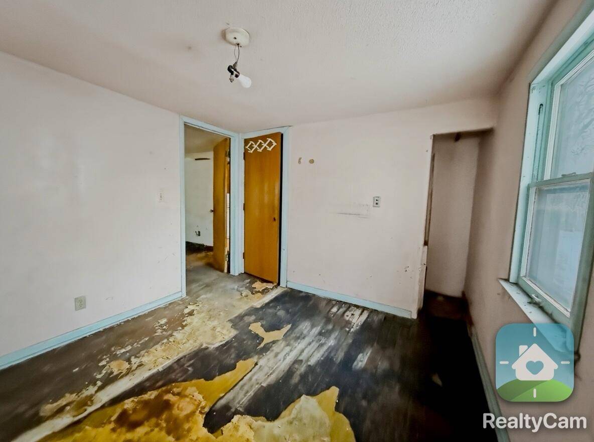 Muskegon, MI 49444,111 Rotterdam AVE