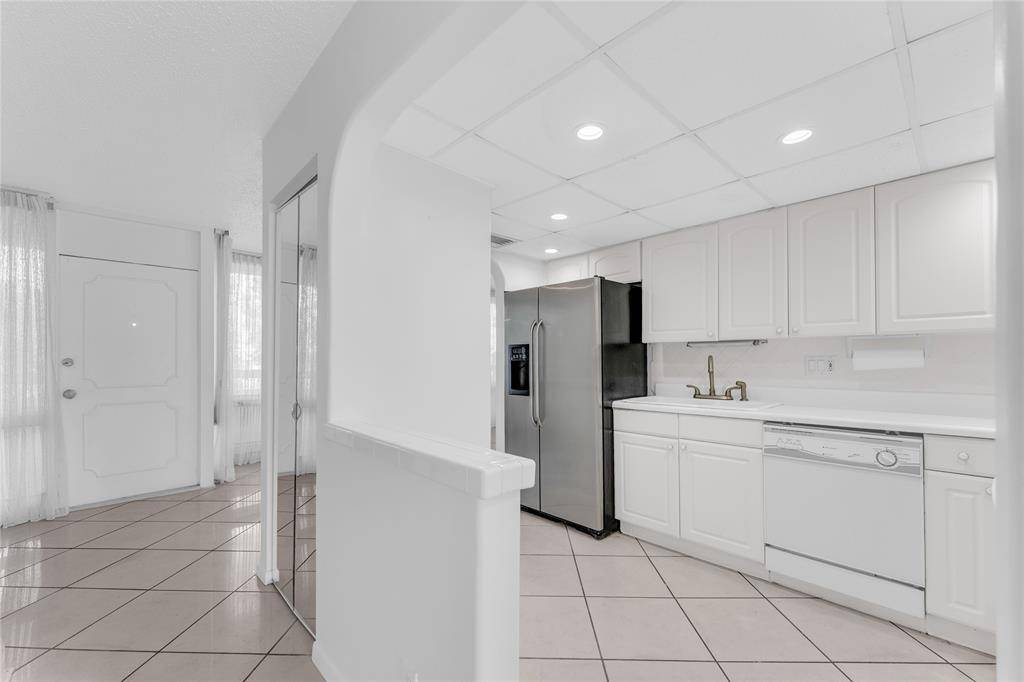 Boca Raton, FL 33432,1401 S Federal Hwy #218