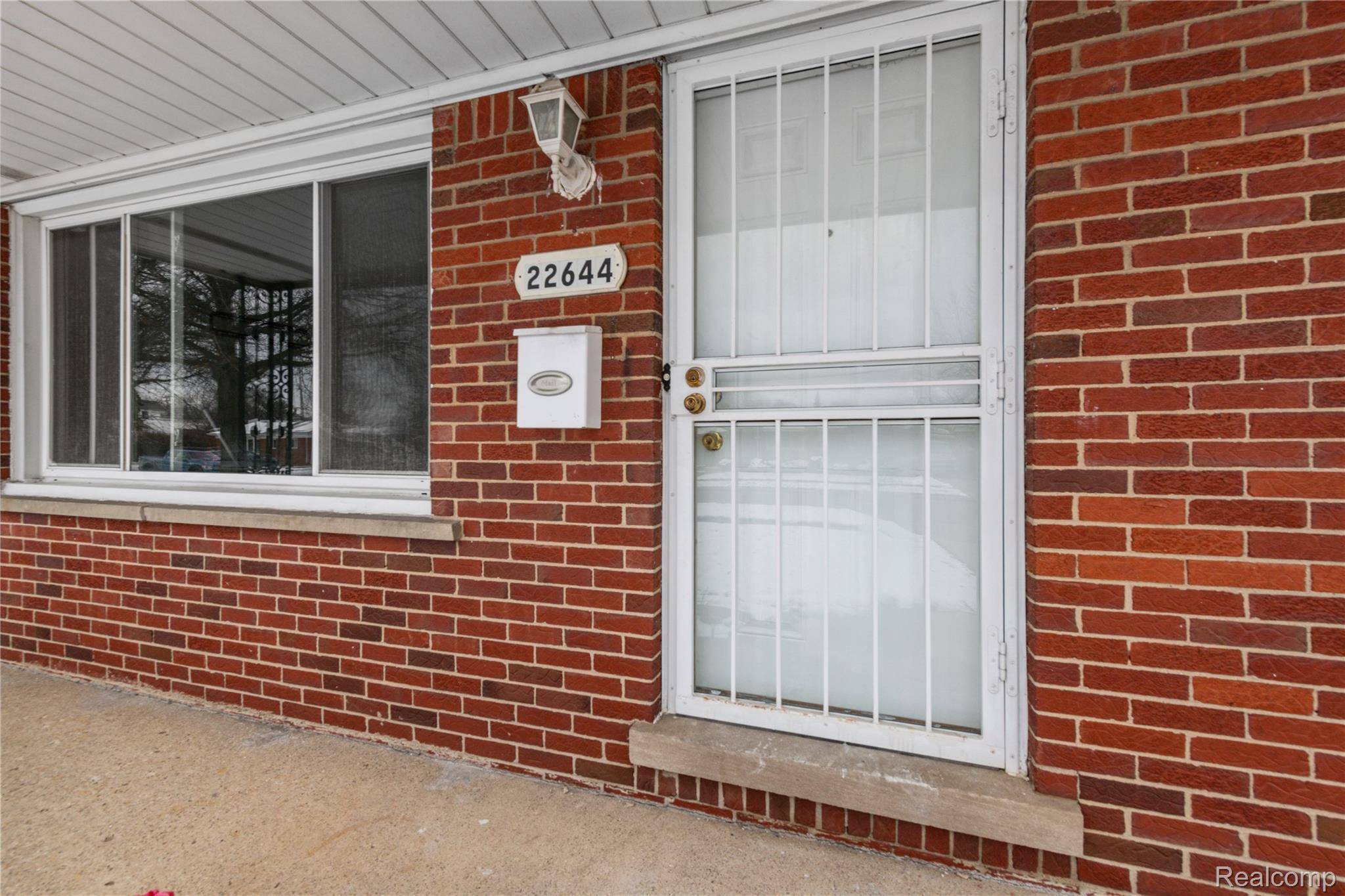 Warren, MI 48091,22644 Hill ST