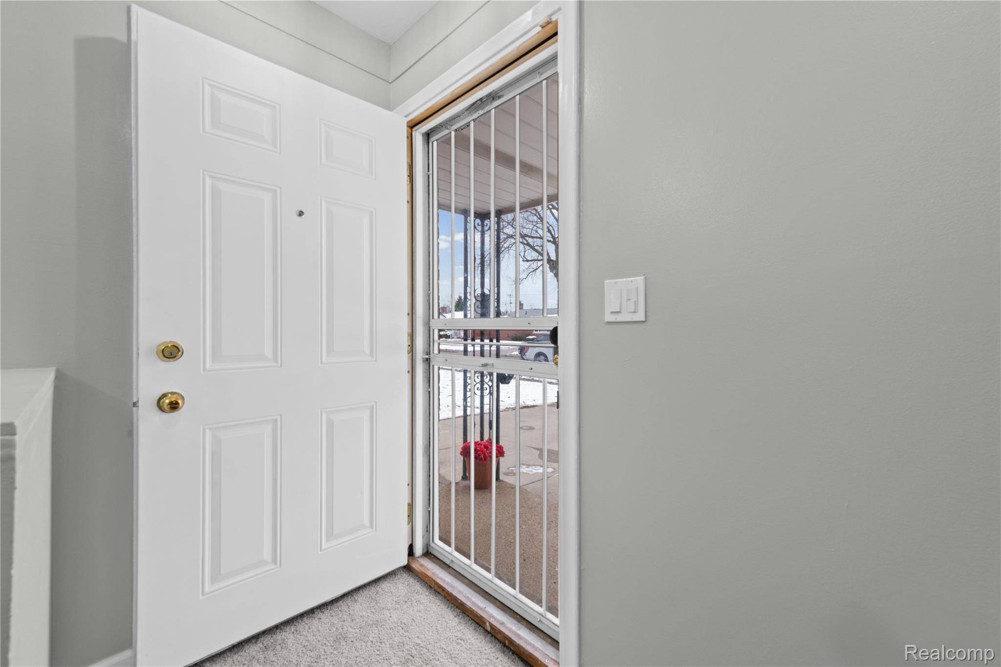 Warren, MI 48091,22644 Hill ST