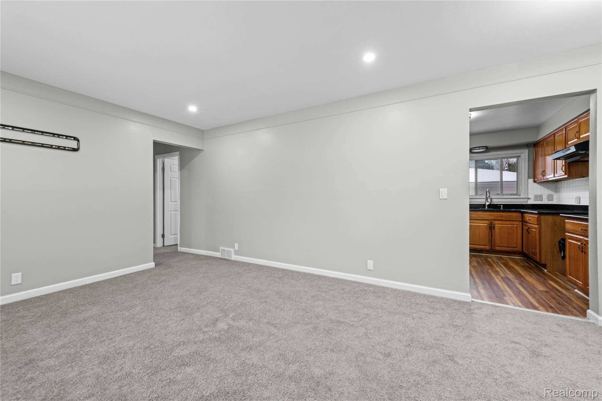 Warren, MI 48091,22644 Hill ST