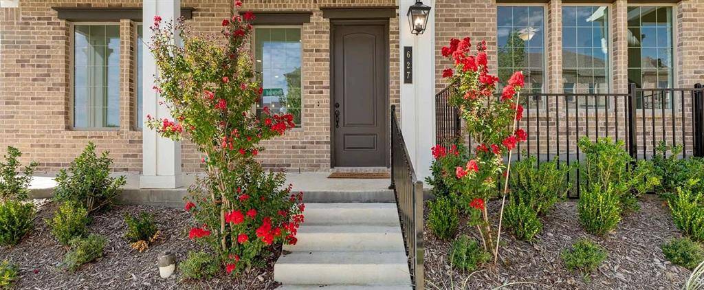 Mansfield, TX 76063,627 Redwood Way