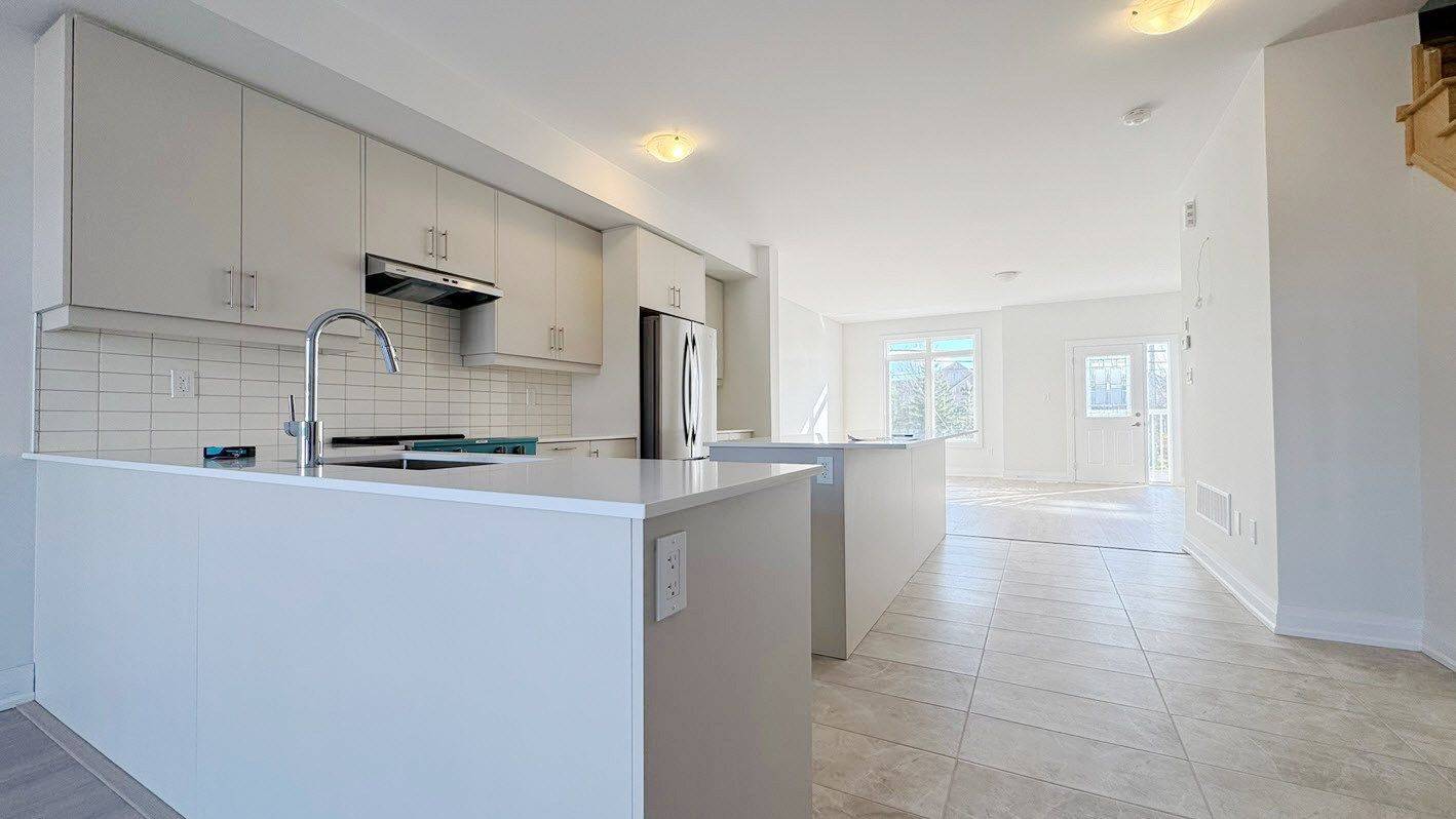 Richmond Hill, ON L4E 2Y9,169 Seguin ST