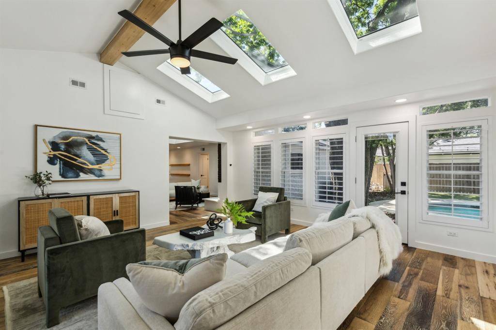 Dallas, TX 75244,12105 Cox Lane