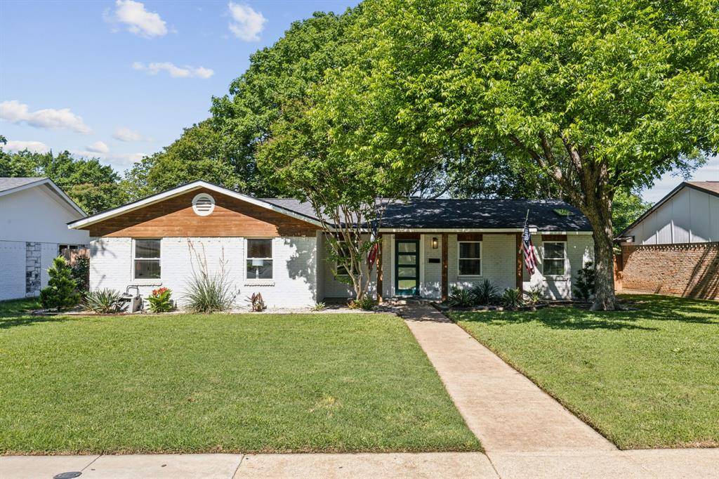 Dallas, TX 75244,12105 Cox Lane