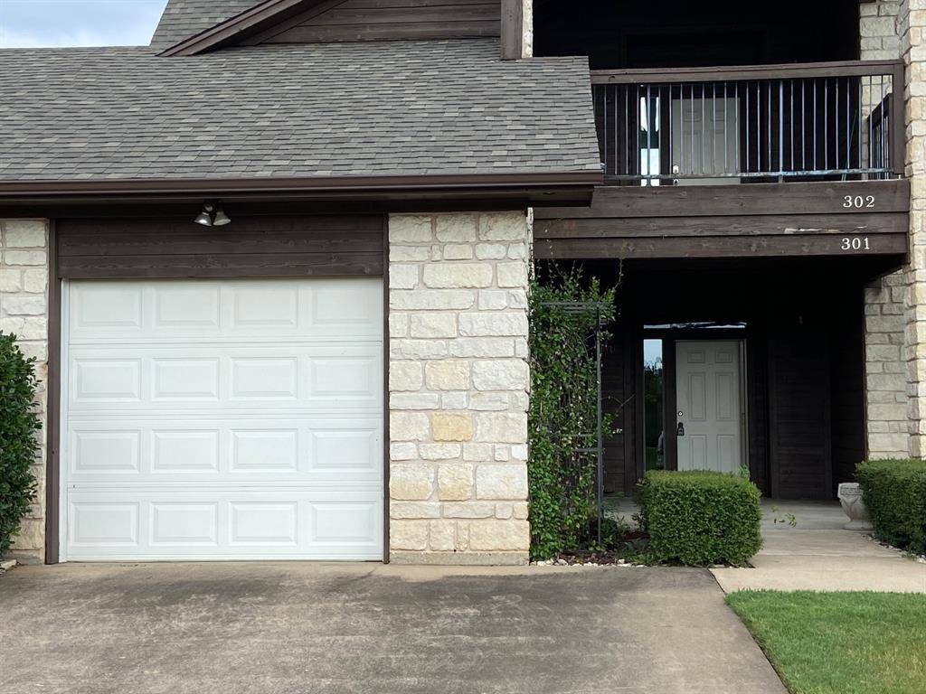 Whitney, TX 76692,27101 Meadowmore Court